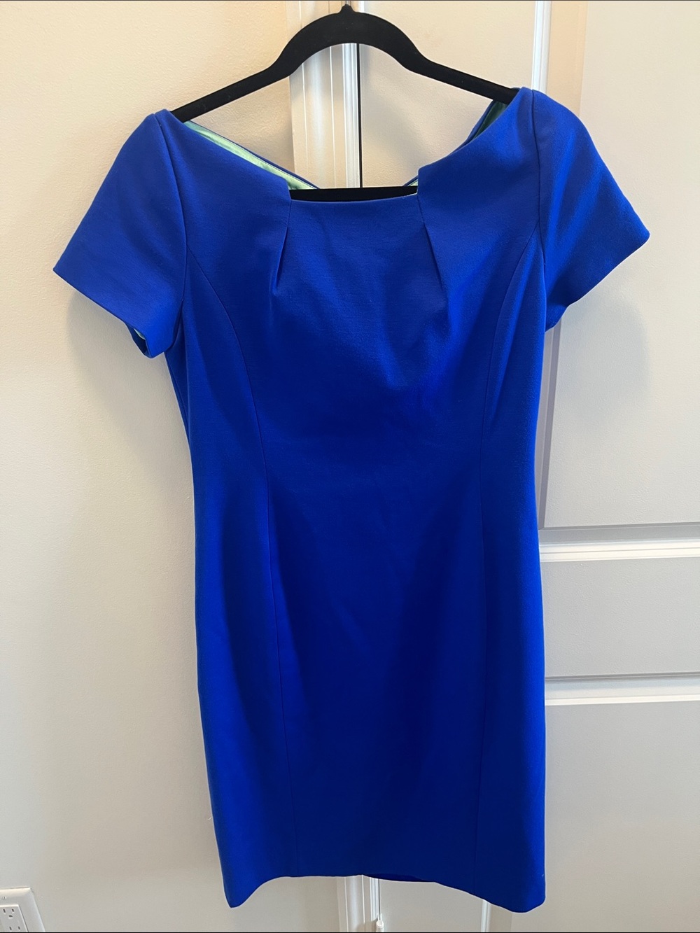 T Tahari Royal Blue Short Sleeve Sheath Dress